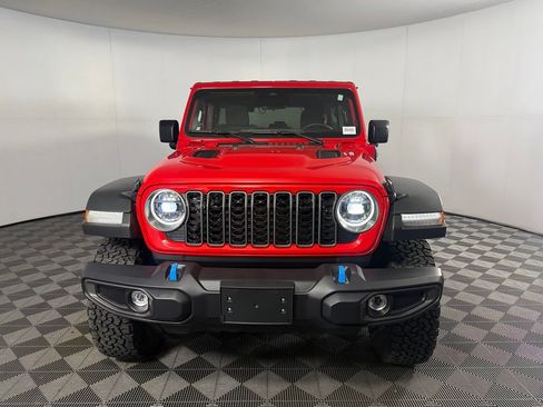 Used 2025 Jeep Wrangler Unlimited Rubicon 4xe w/ Safety Group AWD/4WD image 11