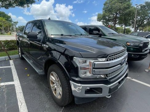 Used 2018 Ford F150 Lariat w/ Equipment Group 502A Luxury AWD/4WD image 3