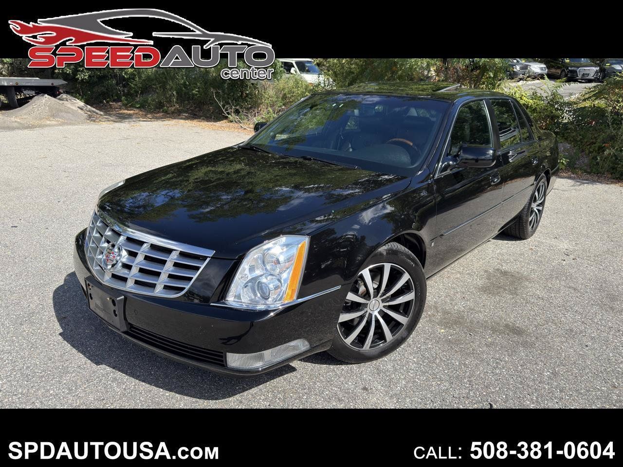 Used 2007 Cadillac DTS Performance FWD image 1