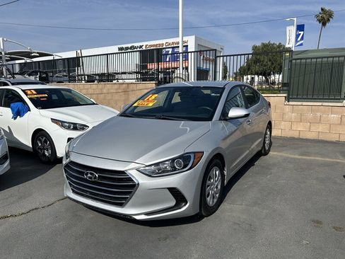 Used 2018 Hyundai Elantra SE w/ SE Connectivity Package 04 image 40