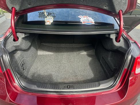 Used 2015 Chevrolet Malibu LT FWD image 12
