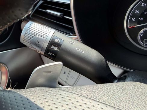 Certified 2025 Genesis G70 2.5T AWD/4WD image 28