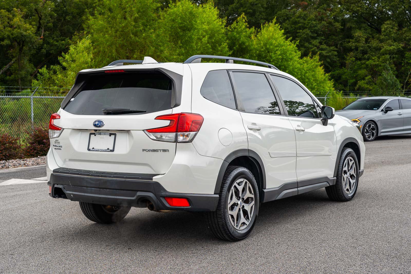 Used 2019 Subaru Forester Premium AWD/4WD image 7