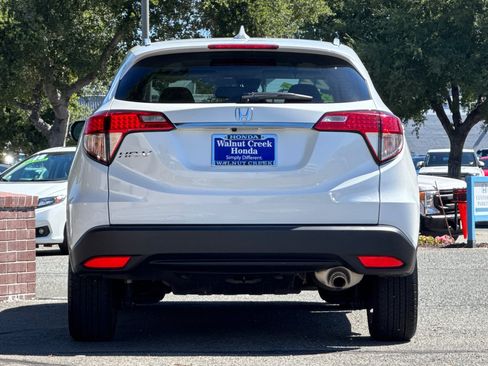 Used 2022 Honda HR-V EX-L image 5