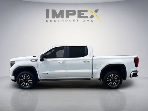 Used 2022 GMC Sierra 1500 AT4 w/ AT4 Premium Package AWD/4WD image 2
