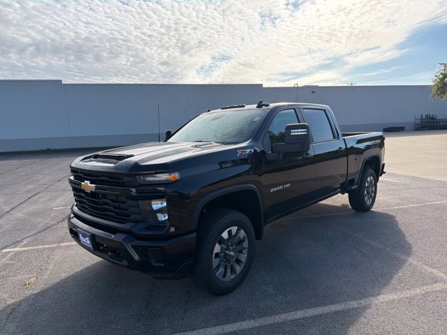 New 2026 Chevrolet Silverado 2500 Custom w/ Custom Value Package AWD/4WD image 1