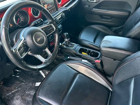 Used 2019 Jeep Wrangler Unlimited Rubicon AWD/4WD image 12
