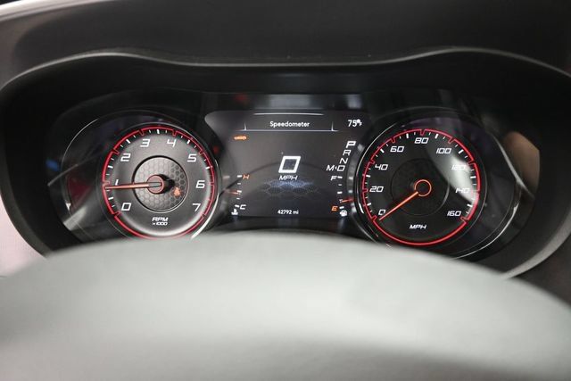 Used 2019 Dodge Charger R/T w/ Blacktop Package RWD image 11
