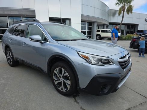 Used 2021 Subaru Outback Limited XT w/ Popular Package #2 AWD/4WD image 1