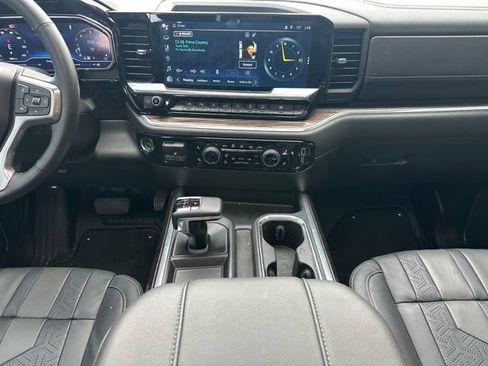 Used 2024 Chevrolet Silverado 1500 RST w/ All Star Edition Plus AWD/4WD image 17