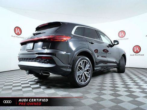 Certified 2025 Audi Q5 Premium Plus w/ Premium Plus AWD/4WD image 8