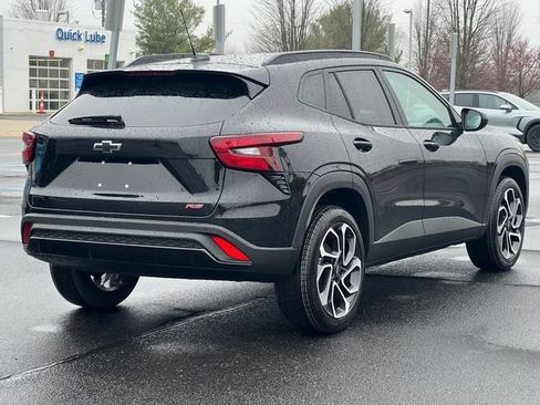 New 2026 Chevrolet Trax RS w/ Driver Confidence Package FWD image 34