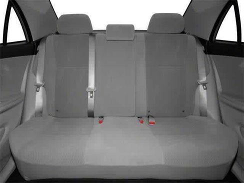 Used 2013 Toyota Corolla L image 10