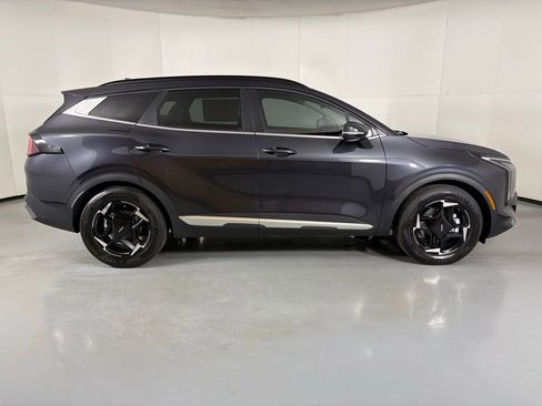 New 2026 Kia Sportage EX FWD image 9