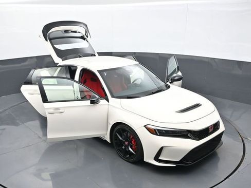 Used 2023 Honda Civic Type R image 32