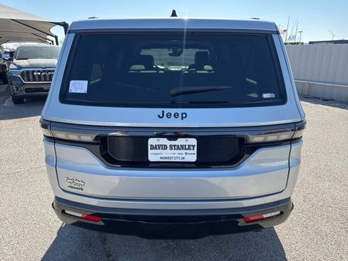 New 2026 Jeep Grand Wagoneer L Limited AWD/4WD image 5