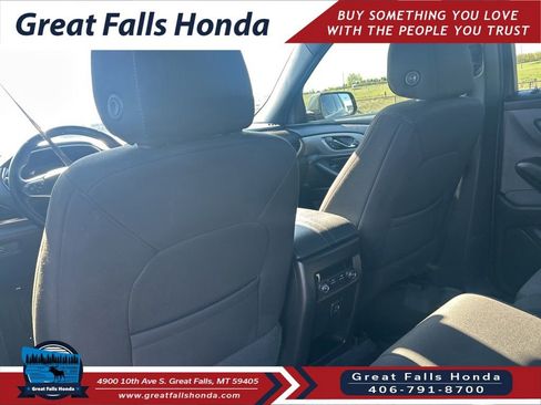 Used 2023 Chevrolet Traverse LT w/ LPO, Floor Liner Package AWD/4WD image 21