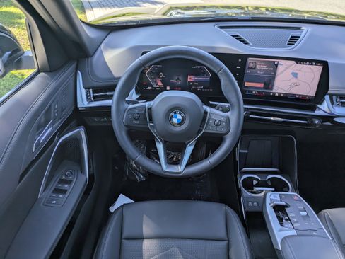 Used 2025 BMW X1 xDrive28i w/ Convenience Package image 16