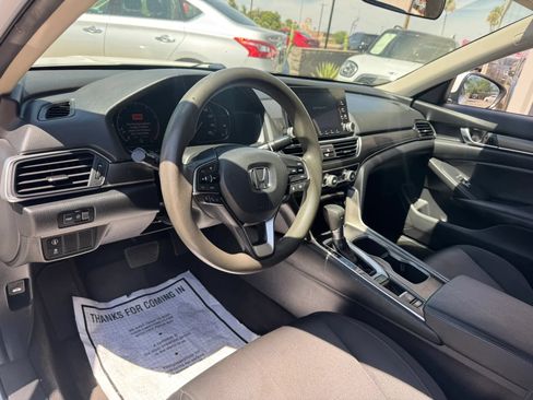 Used 2019 Honda Accord LX image 17