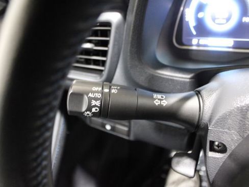 Used 2020 Nissan Leaf SV w/ SV Technology Package image 35