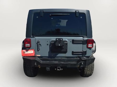 Used 2014 Jeep Wrangler Unlimited Rubicon w/ Dual Top Group AWD/4WD image 8
