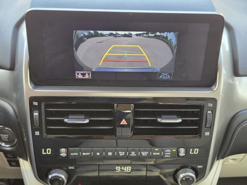 Used 2023 Lexus GX 460 Premium AWD/4WD image 19