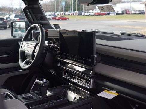 New 2026 GMC Hummer EV 4x4 Crew Cab image 33