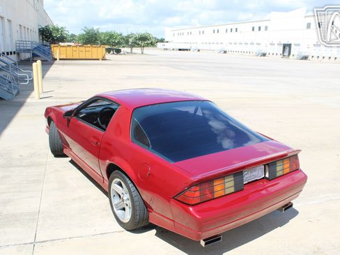 Used 1989 Chevrolet Camaro RS RWD image 22
