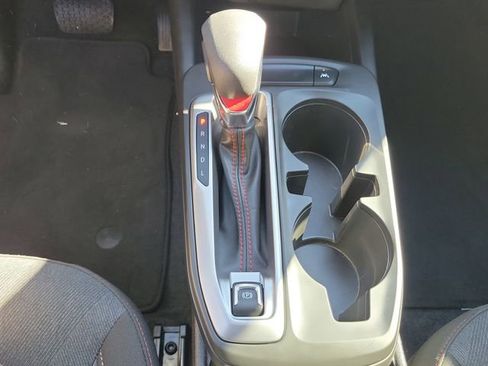 Certified 2024 Chevrolet Trax RS image 32