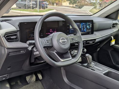 New 2026 Nissan Kicks SV w/ SV Premium Package image 15