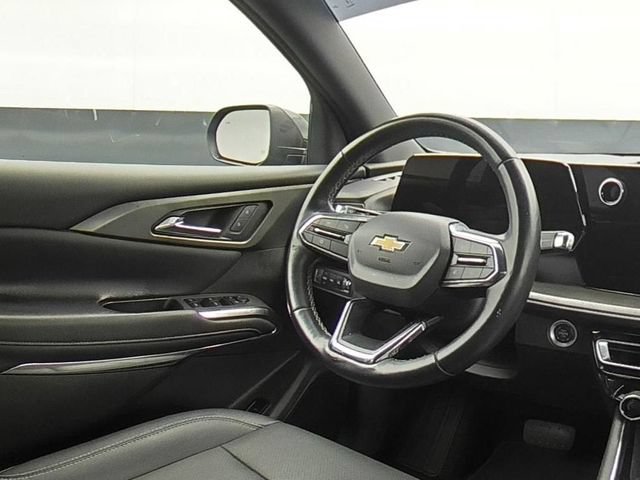 Used 2025 Chevrolet Traverse LT AWD/4WD image 29