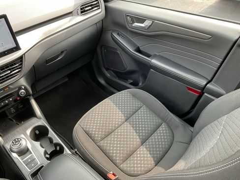 Used 2024 Ford Escape Active w/ Tech Pack #2 AWD/4WD image 18