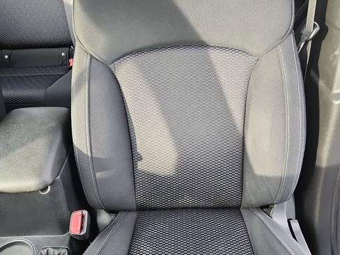 Used 2017 Subaru Forester 2.5i w/ Alloy Wheel Package image 14