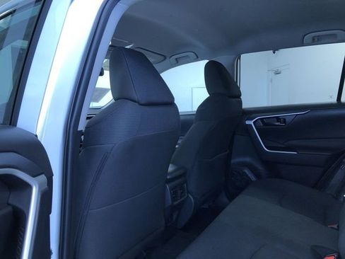 Certified 2025 Toyota RAV4 LE image 19