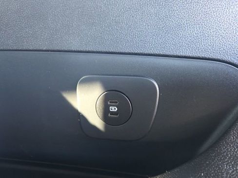 Certified 2025 Ford Explorer ST image 12