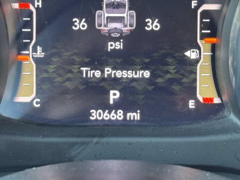 Used 2023 Jeep Wrangler Sport AWD/4WD image 13