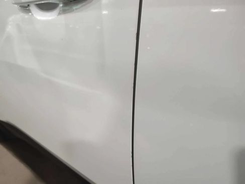 Used 2019 Chevrolet Traverse LT AWD/4WD image 18