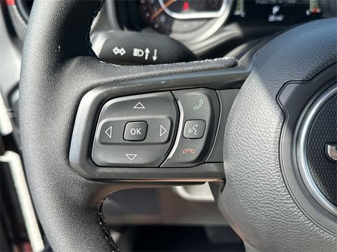 New 2025 Jeep Wrangler Unlimited Rubicon w/ Technology Group image 26