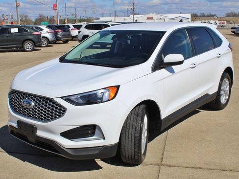 Used 2024 Ford Edge SEL image 7