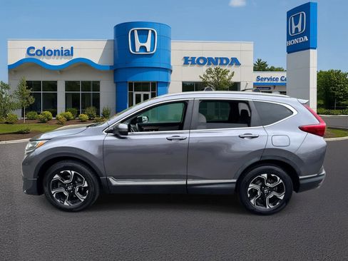 Used 2018 Honda CR-V Touring image 3