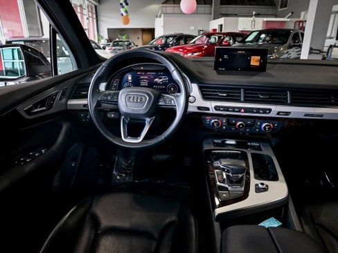 Used 2019 Audi Q7 2.0T Premium w/ Cold Weather Package image 30