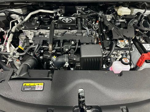 Used 2025 Toyota Corolla SE image 65