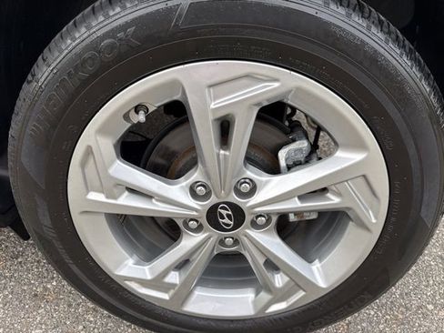 Used 2023 Hyundai Kona SEL image 9