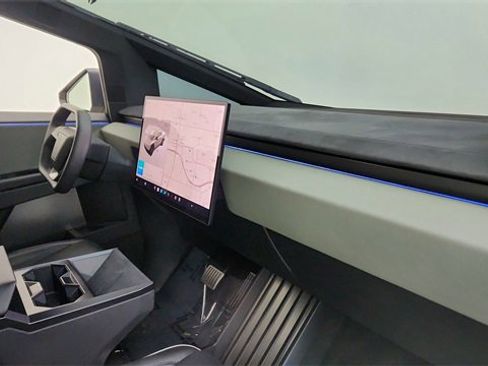 Used 2024 Tesla Cybertruck Cyberbeast image 18