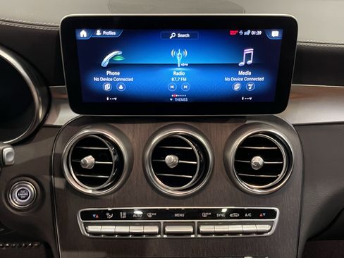 Used 2023 Mercedes-Benz GLC 300 4MATIC Coupe image 22