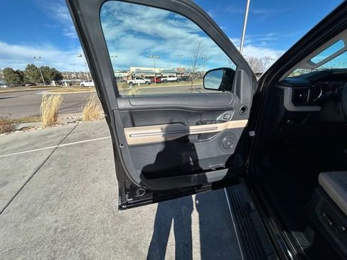 Used 2024 Ford Expedition Max Limited image 10