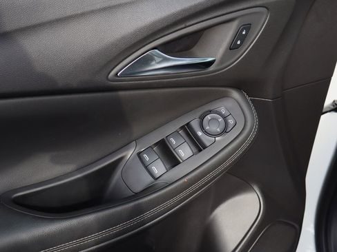 Used 2025 Buick Encore GX Preferred FWD image 20
