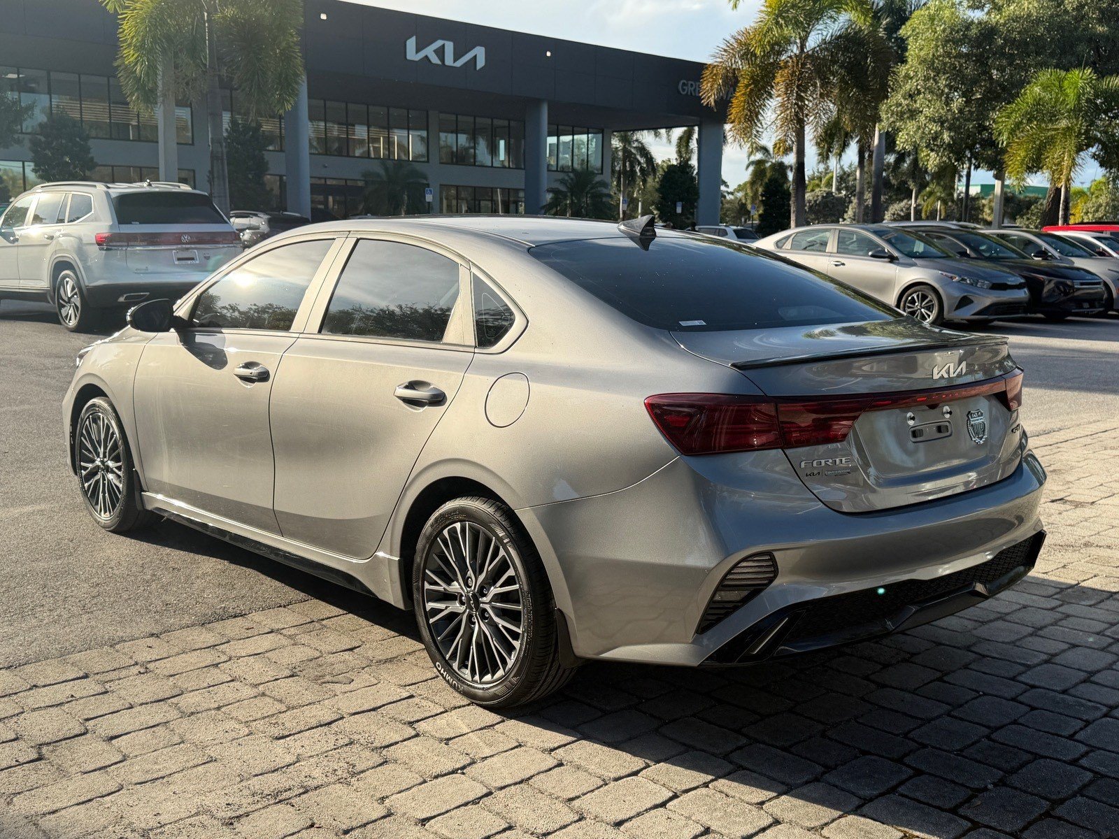 Certified 2024 Kia Forte GT-Line FWD image 5