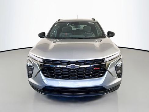 New 2026 Chevrolet Trax RS w/ Driver Confidence Package FWD image 4