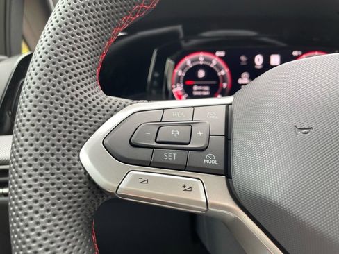 New 2026 Volkswagen GTI SE FWD image 9